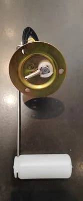 Indicador de nivel de combustible del Peugeot 504 sedán, coupé y descapotable — vista 3