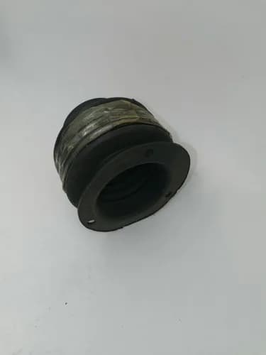 Durite remplissage du réservoir d’origine Peugeot réf 1504.46 ( 305 ) — vista 3