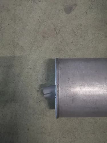 Tussenuitlaatdemper Peugeot 404 — weergave 2