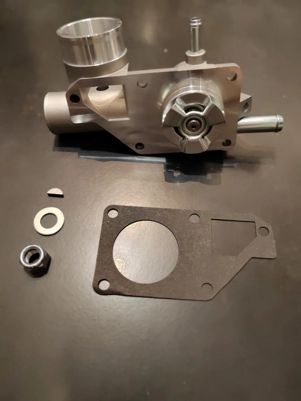 Waterpomp Peugeot 203 403 D3A D4A D4B — weergave 2