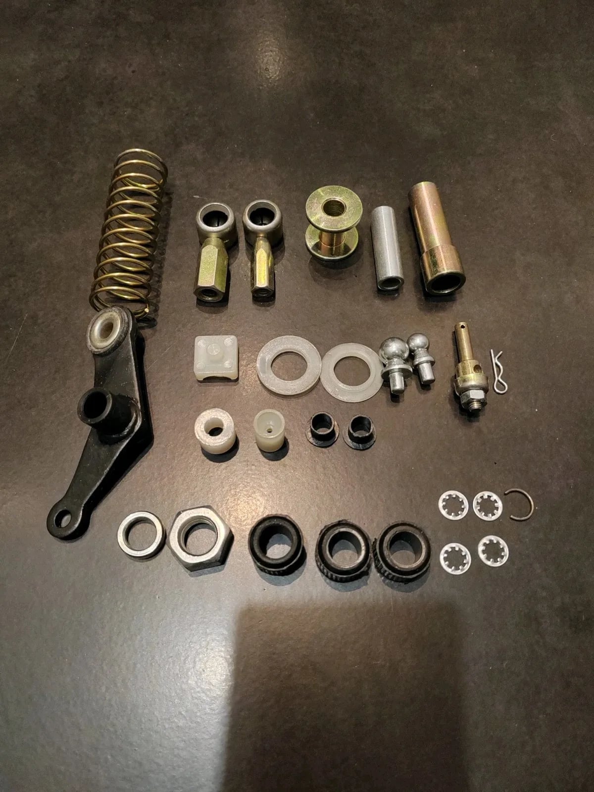 Kit Cambio Peugeot 404 — visualizzazione 3