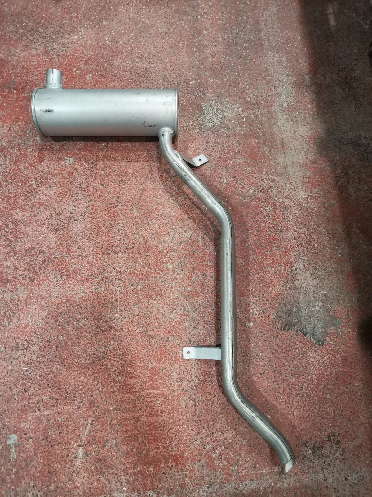 Peugeot 204 Exhaust Silencer — view 2