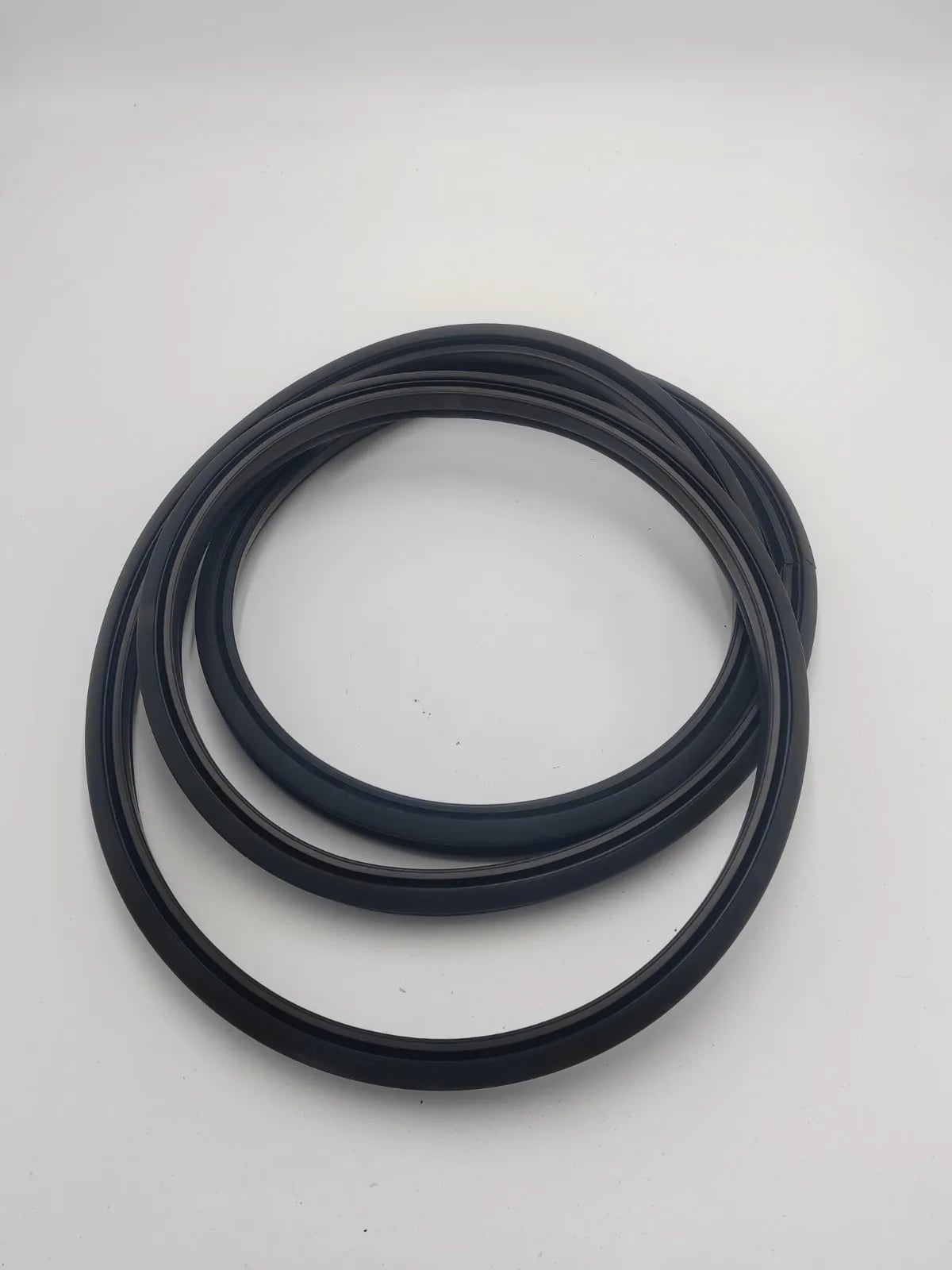 Rear Boot Seal 406 Peugeot Coupe. 406 Coupe, New