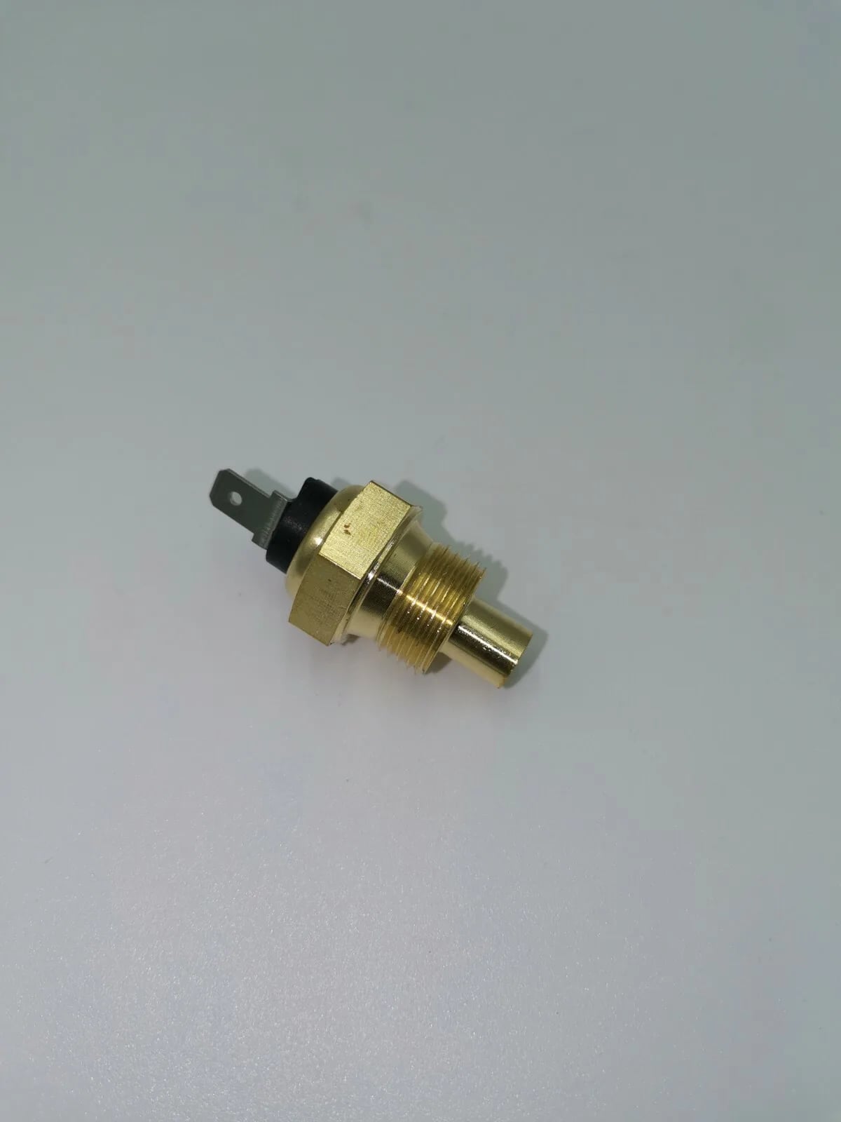 Wassertemperatursensor Zylinderkopf Peugeot Q3a D3a D4a D4b Peugeot 203 403...