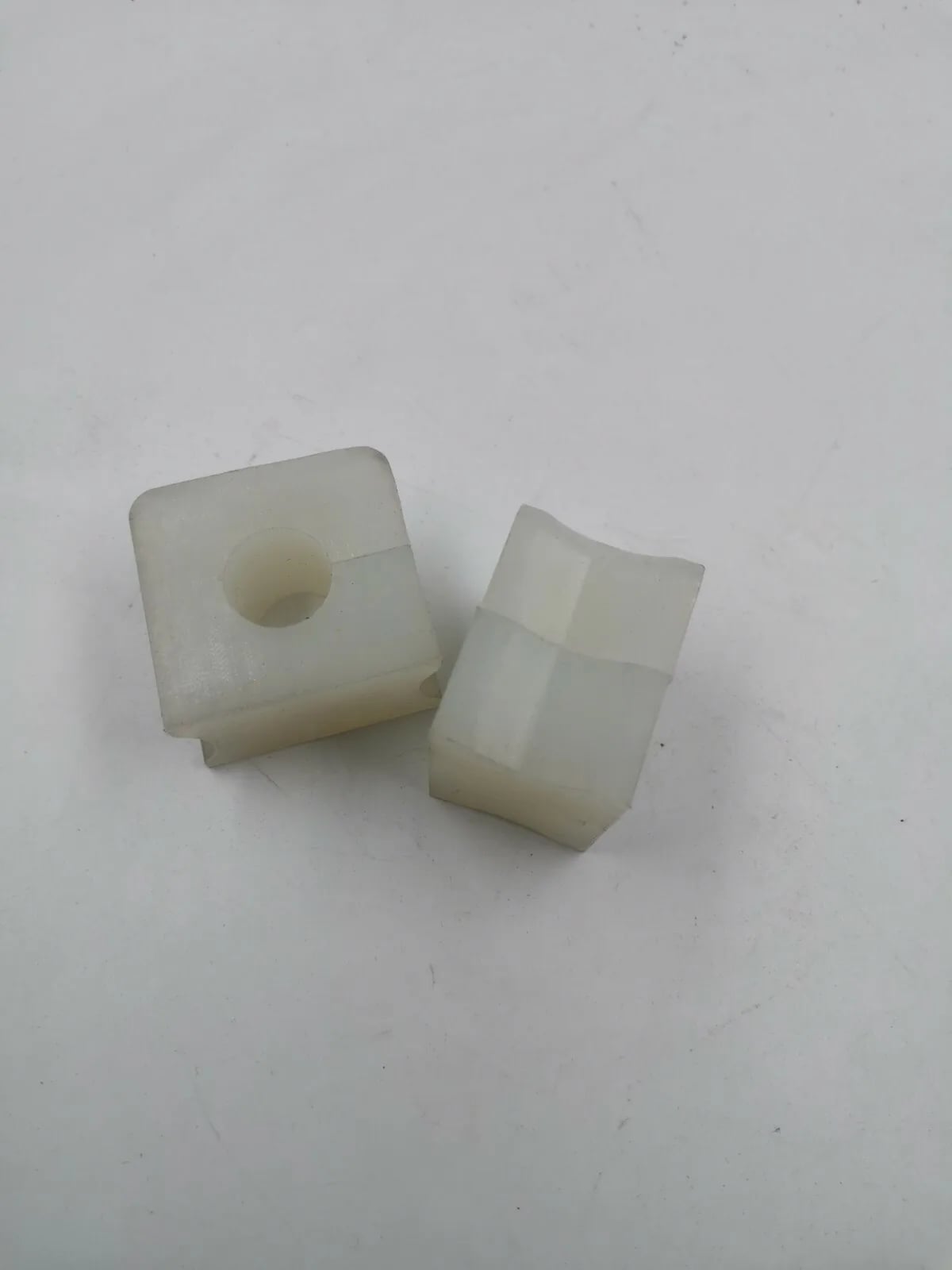 2er Set Gummilager Stabilisator Peugeot 204 und 304 Durchmesser 16 mm — Ansicht 3