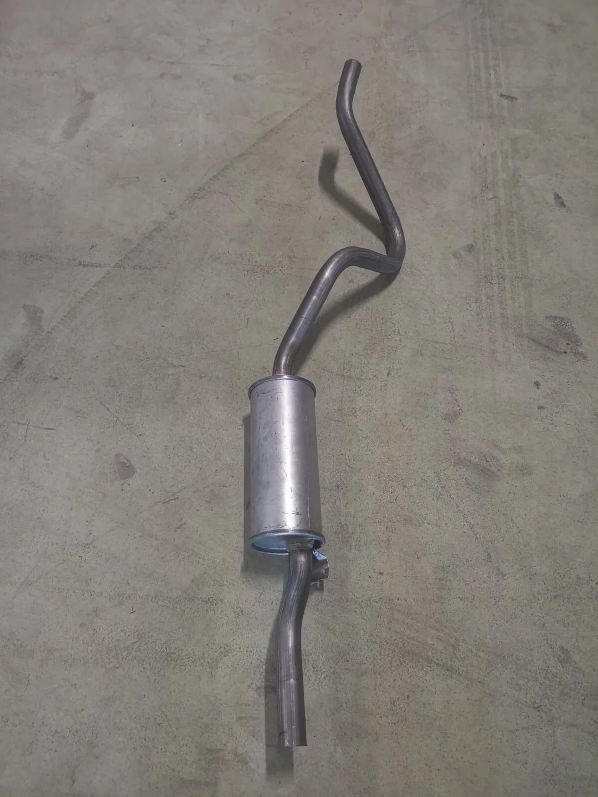 achterdemper Peugeot 404