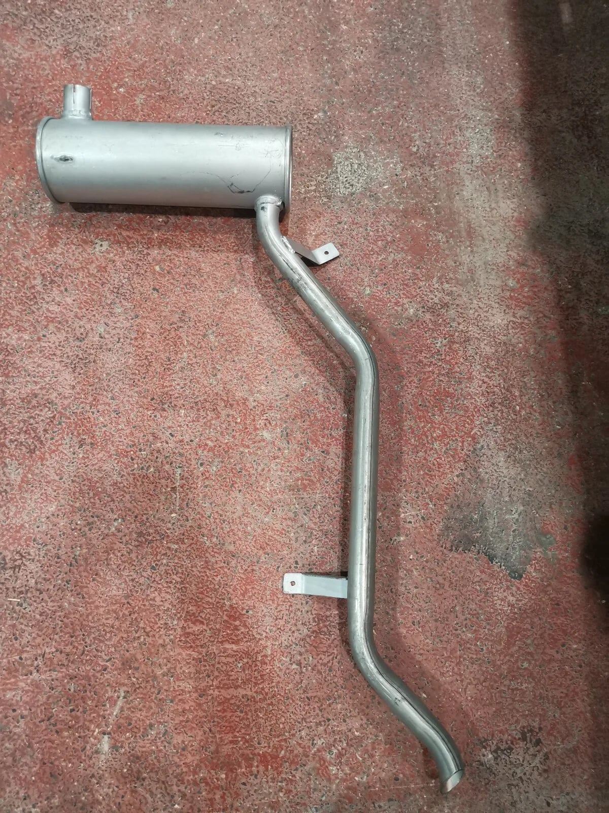 Peugeot 204 Exhaust Silencer — view 3