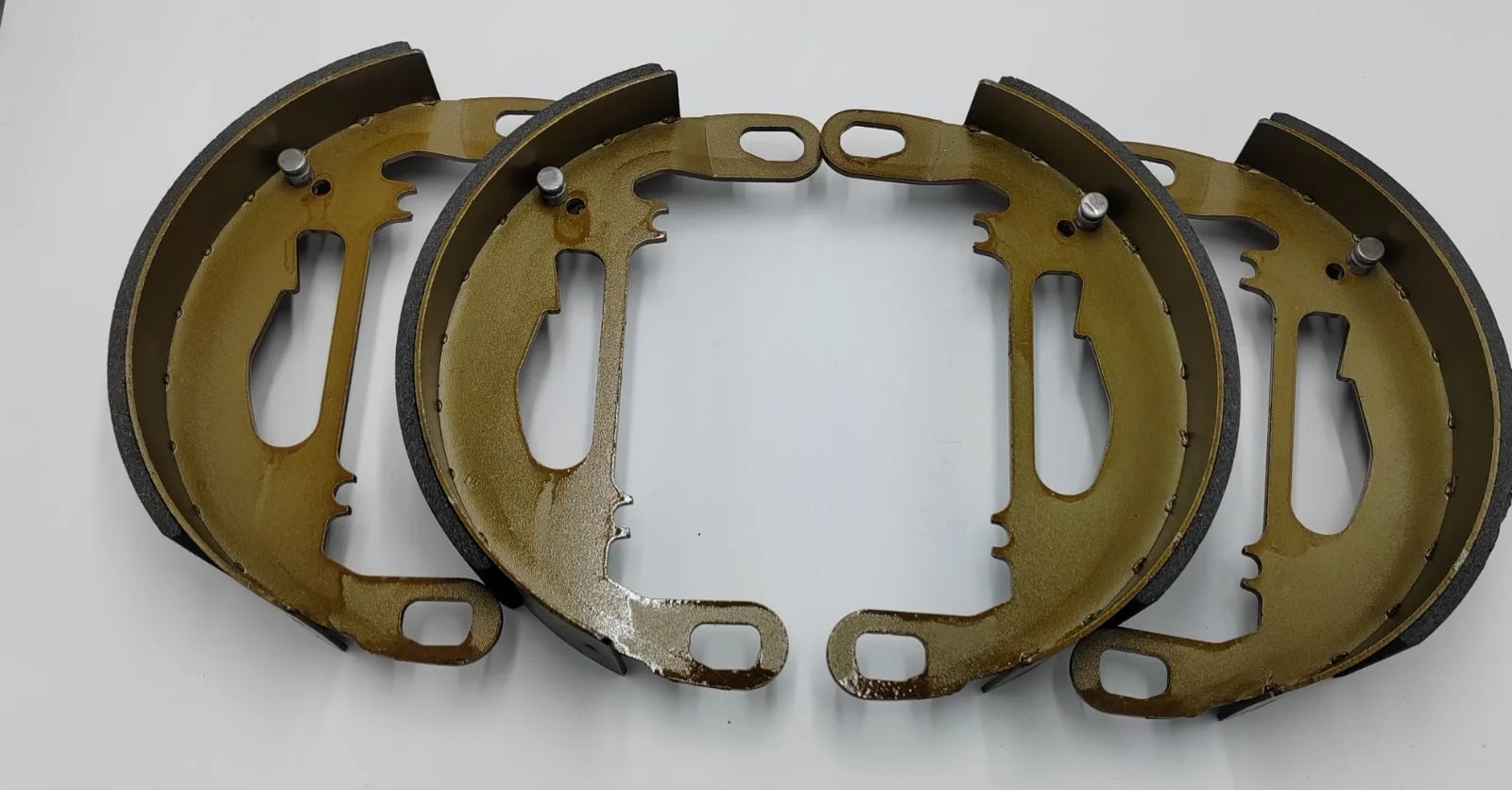 Set mit 4 vorderen Bremsbacken 404 Peugeot Hydrovac