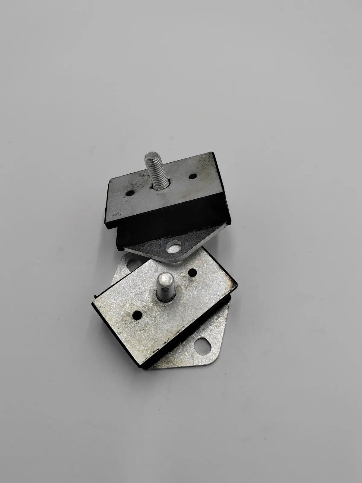Set von 2 Motorhaltern Peugeot 203 Peugeot 202 Peugeot D3A — Ansicht 4
